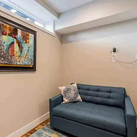 Bougainvillea Villa: Spacious Family Suite with Den Washington Exterior photo
