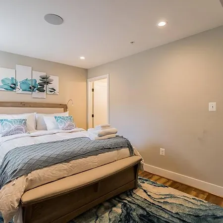 Bougainvillea Villa: Spacious Family Suite with Den Washington Exterior photo