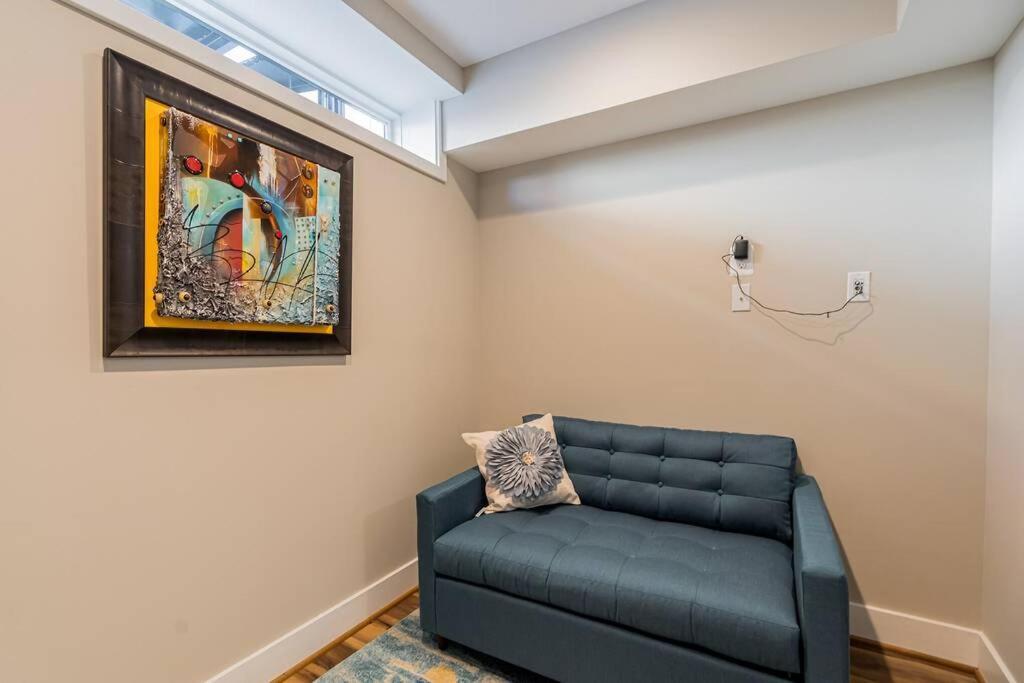 Bougainvillea Dc 2 Bedrooms 2 Bathrooms Den With Twin Sofa Bed And Queen Sofa Bed In Living *