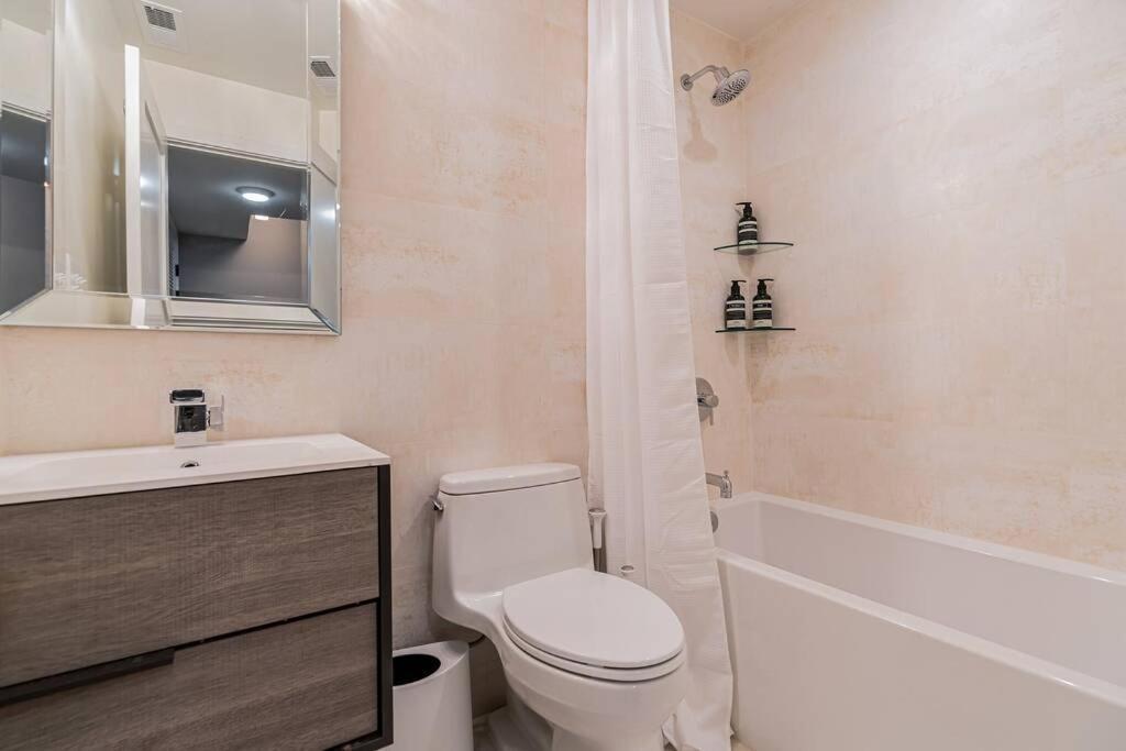 Bougainvillea Dc 2 Bedrooms 2 Bathrooms Den With Twin Sofa Bed And Queen Sofa Bed In Living Apartamento